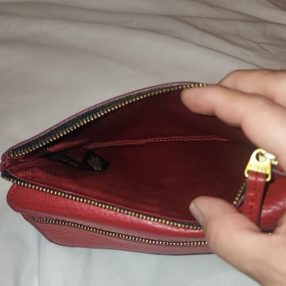 Fossil Two Toned Red Leather Multi-Storage Wallet - Picture 8 of 13